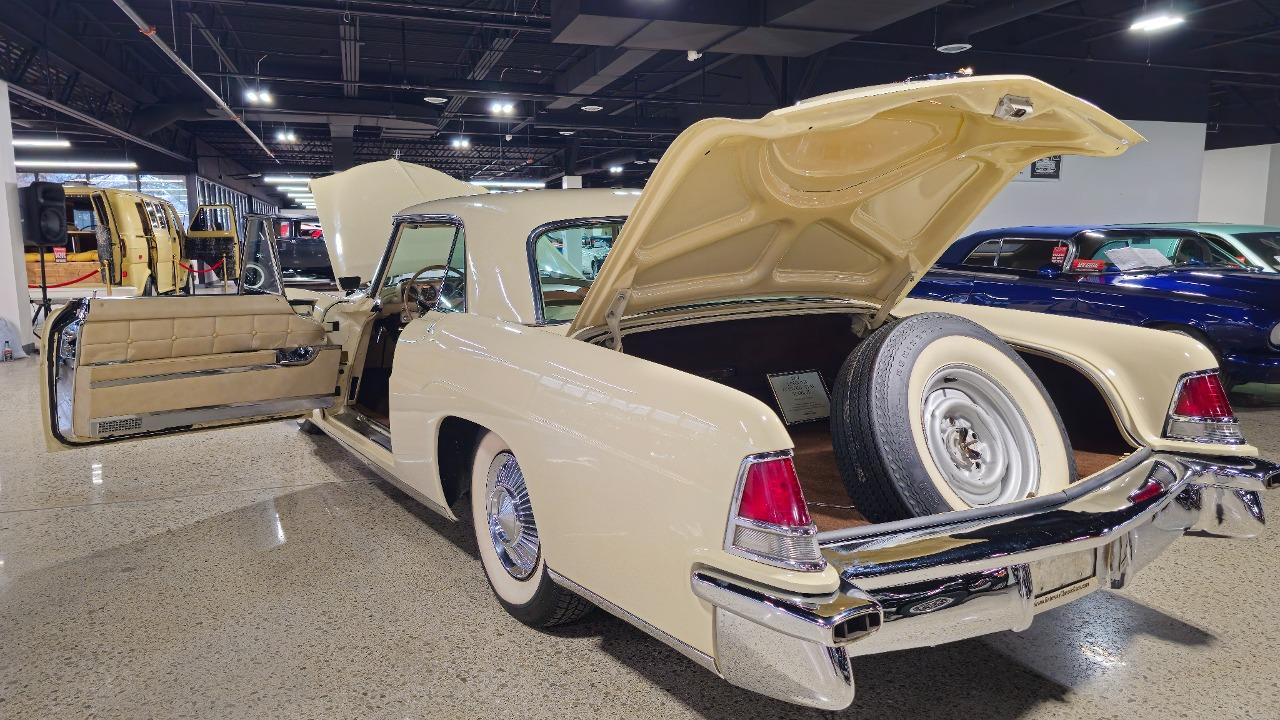 1957 Lincoln Continental