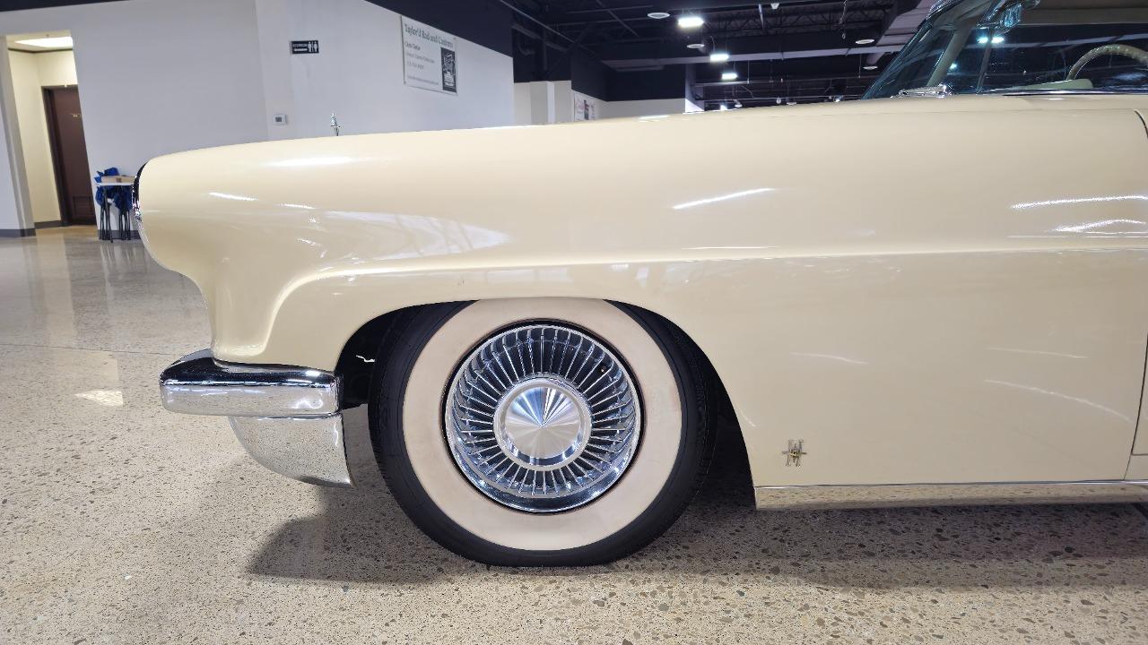 1957 Lincoln Continental