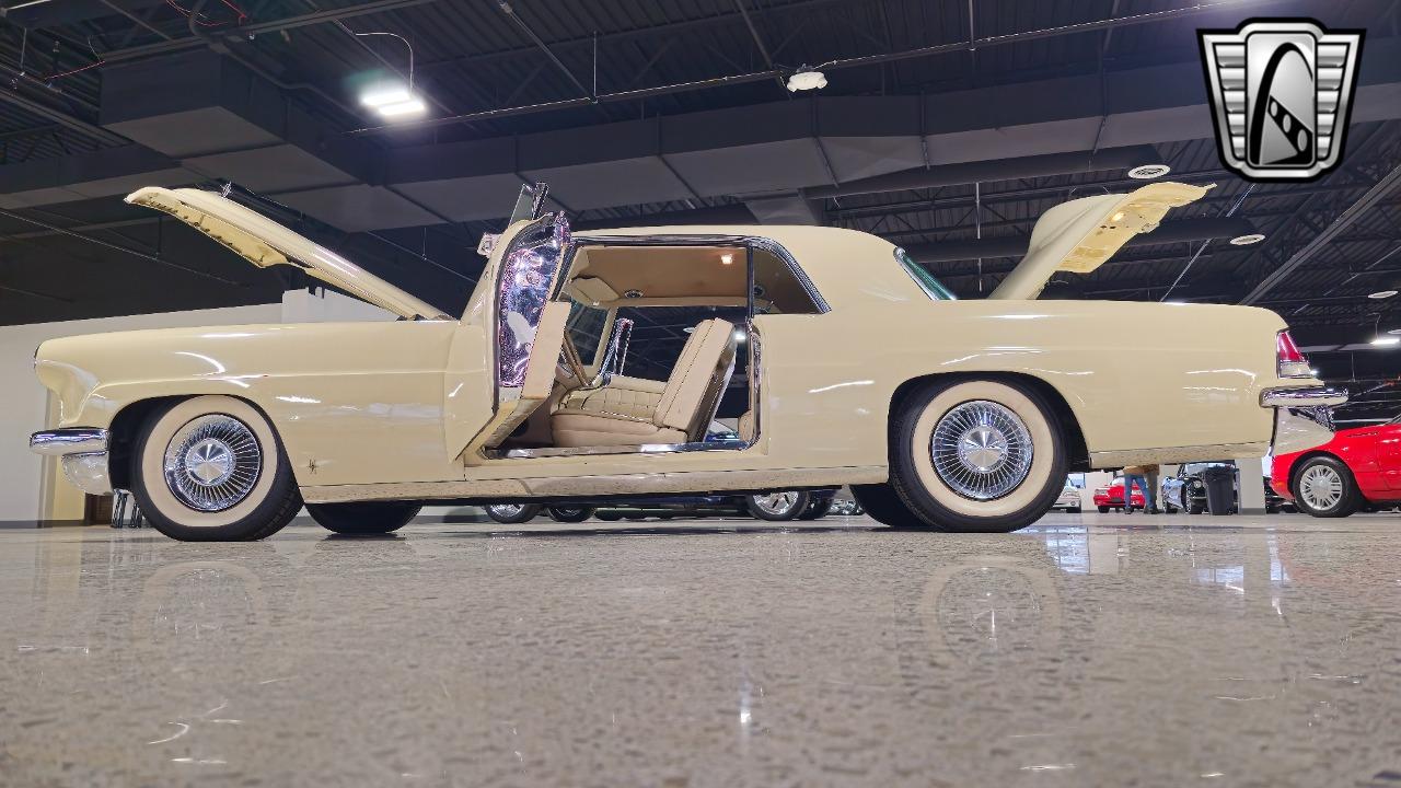 1957 Lincoln Continental