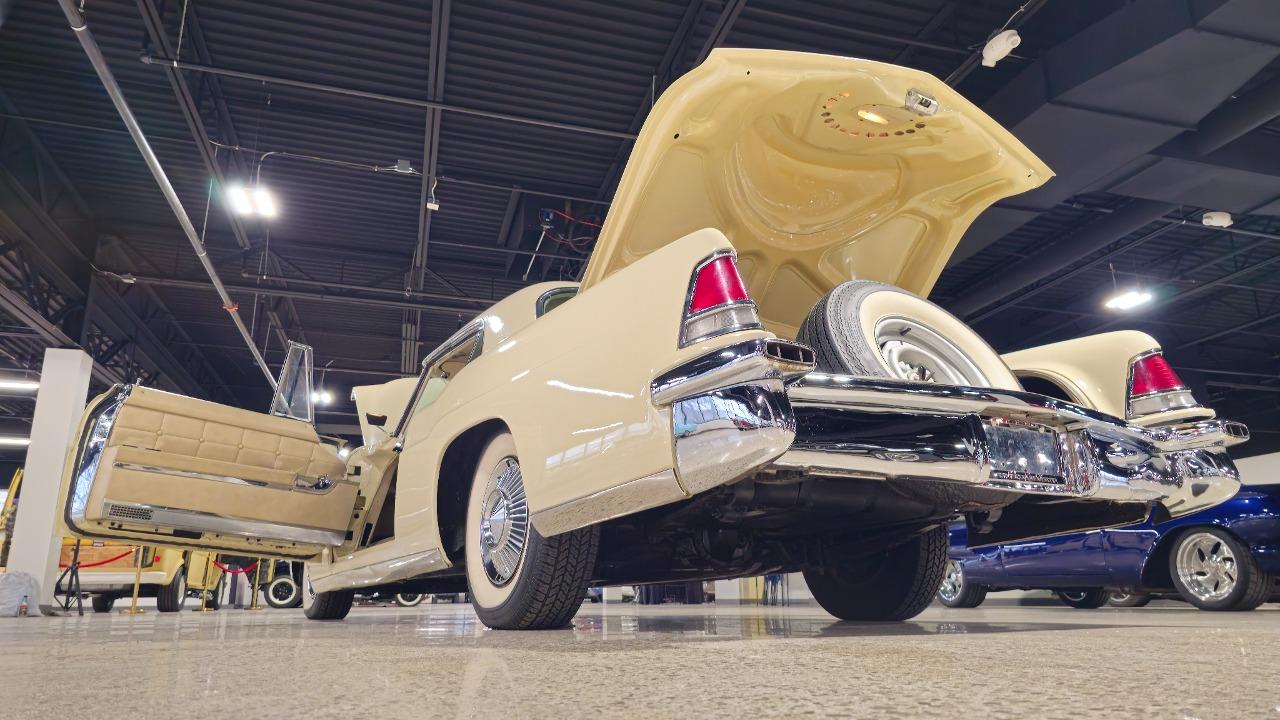 1957 Lincoln Continental