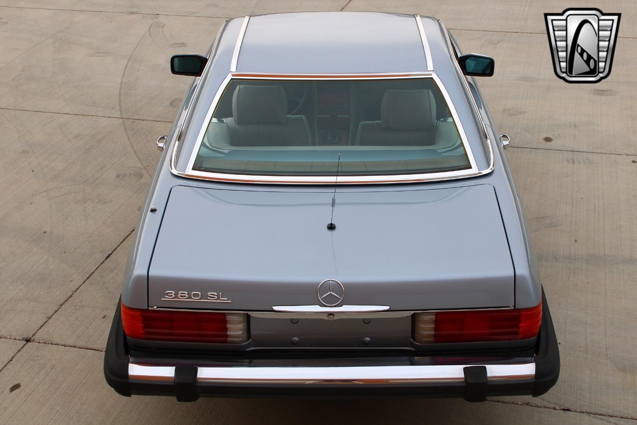 1984 Mercedes - Benz 380SL