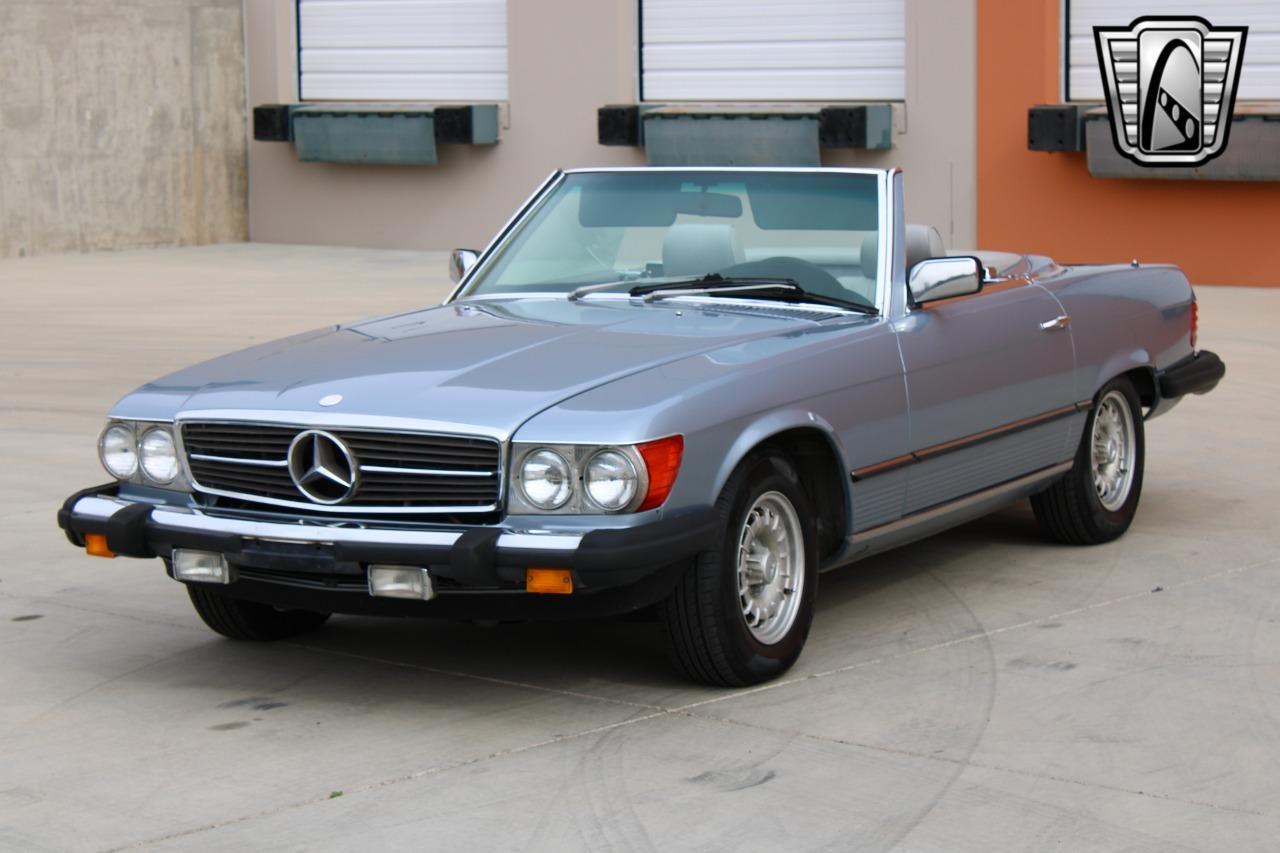 1984 Mercedes - Benz 380SL