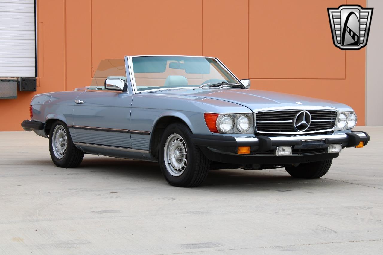 1984 Mercedes - Benz 380SL