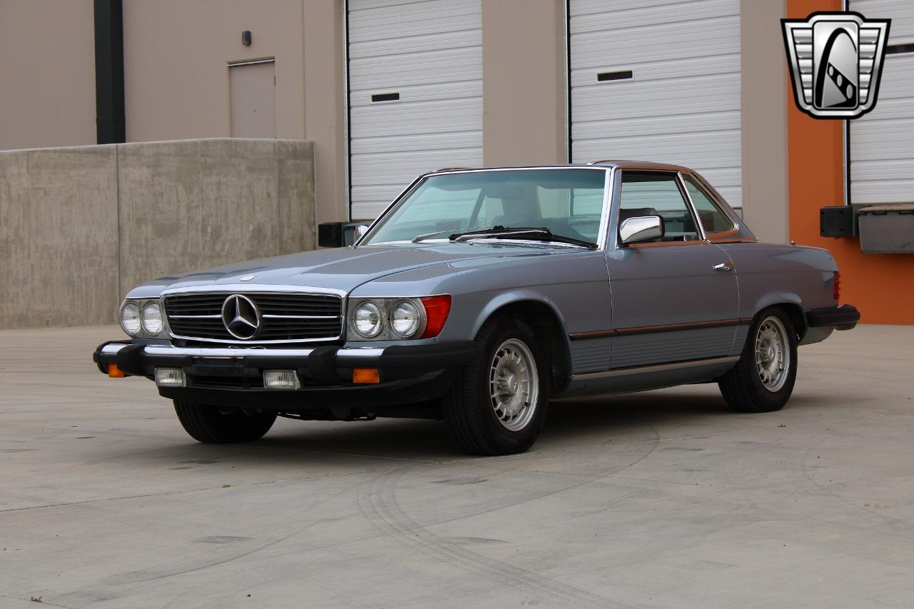 1984 Mercedes - Benz 380SL