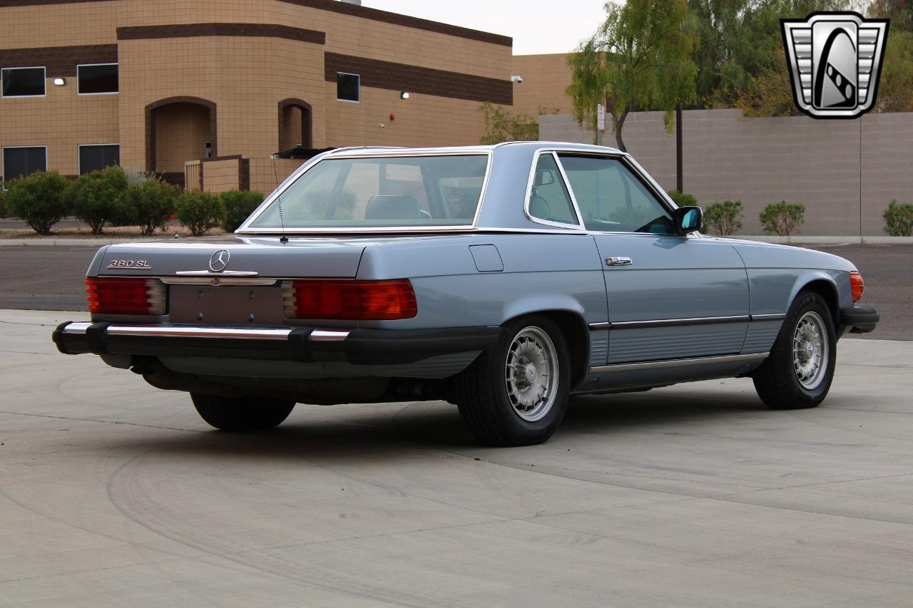 1984 Mercedes - Benz 380SL