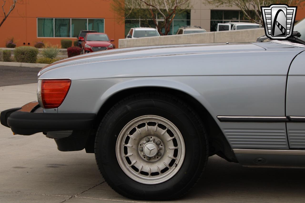 1984 Mercedes - Benz 380SL