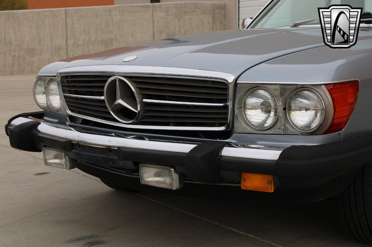 1984 Mercedes - Benz 380SL