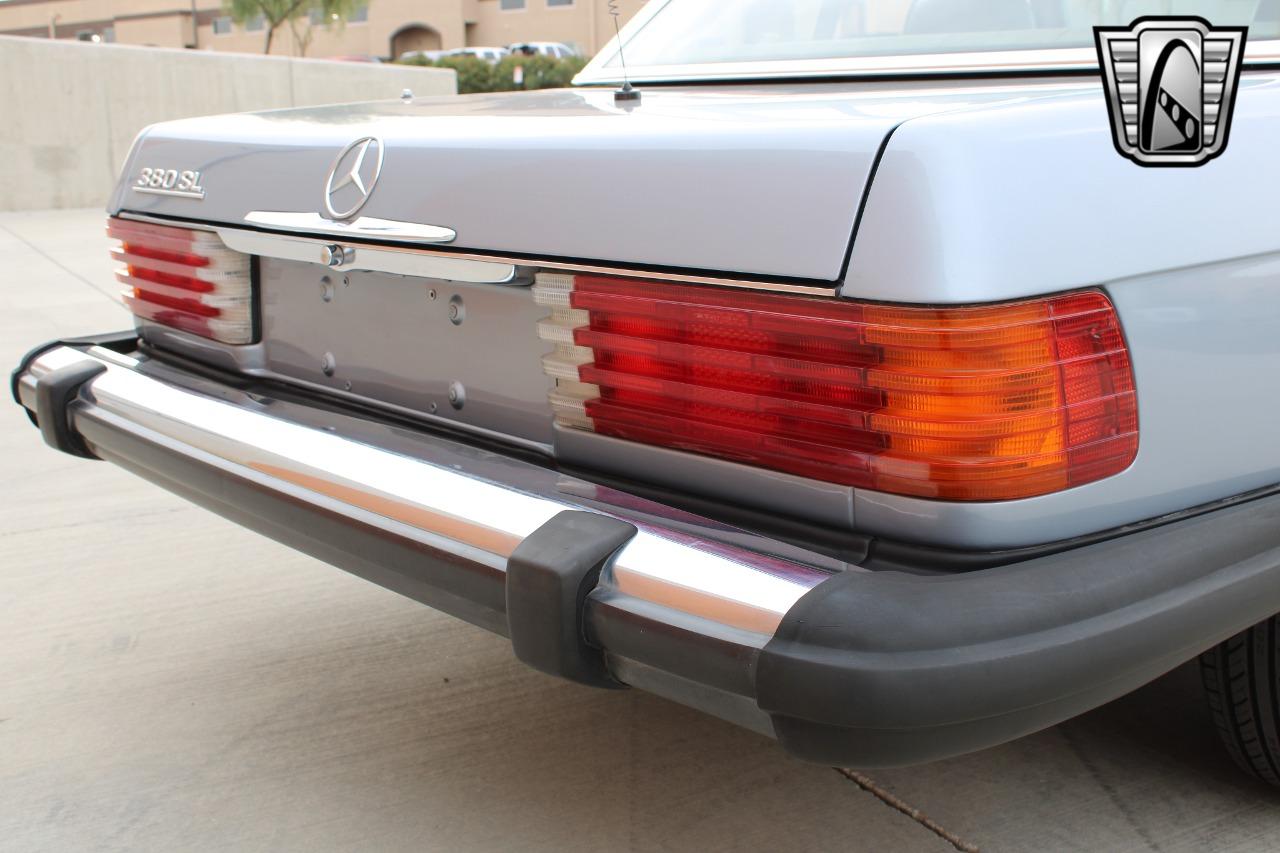 1984 Mercedes - Benz 380SL