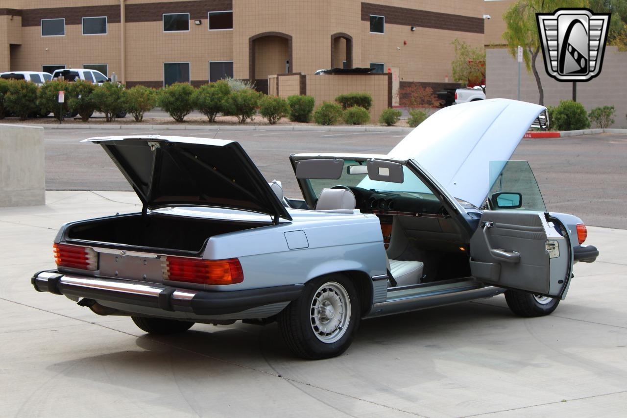 1984 Mercedes - Benz 380SL