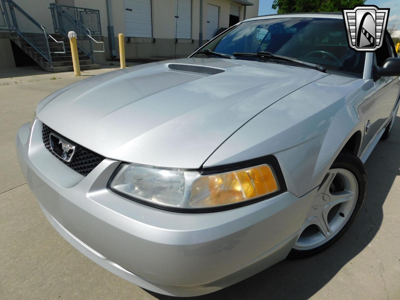 1999 Ford Mustang