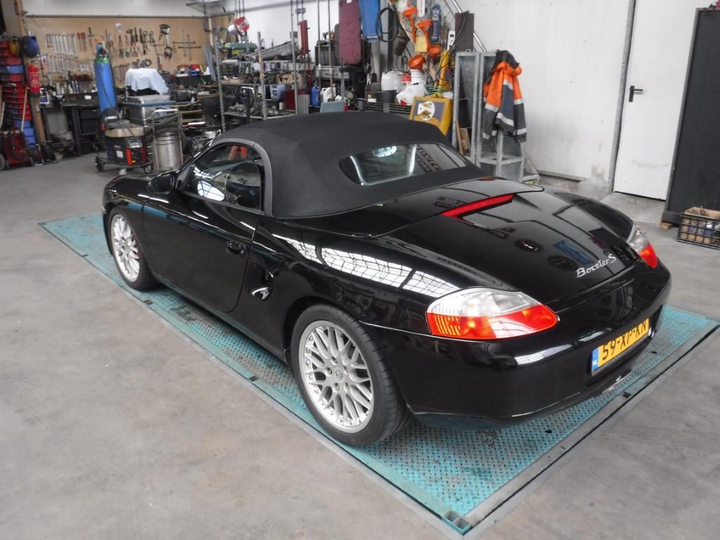 2000 Porsche Boxster 986 black