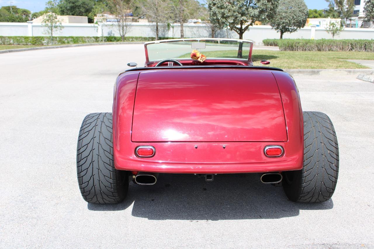 1933 Factory Five Hot Rod