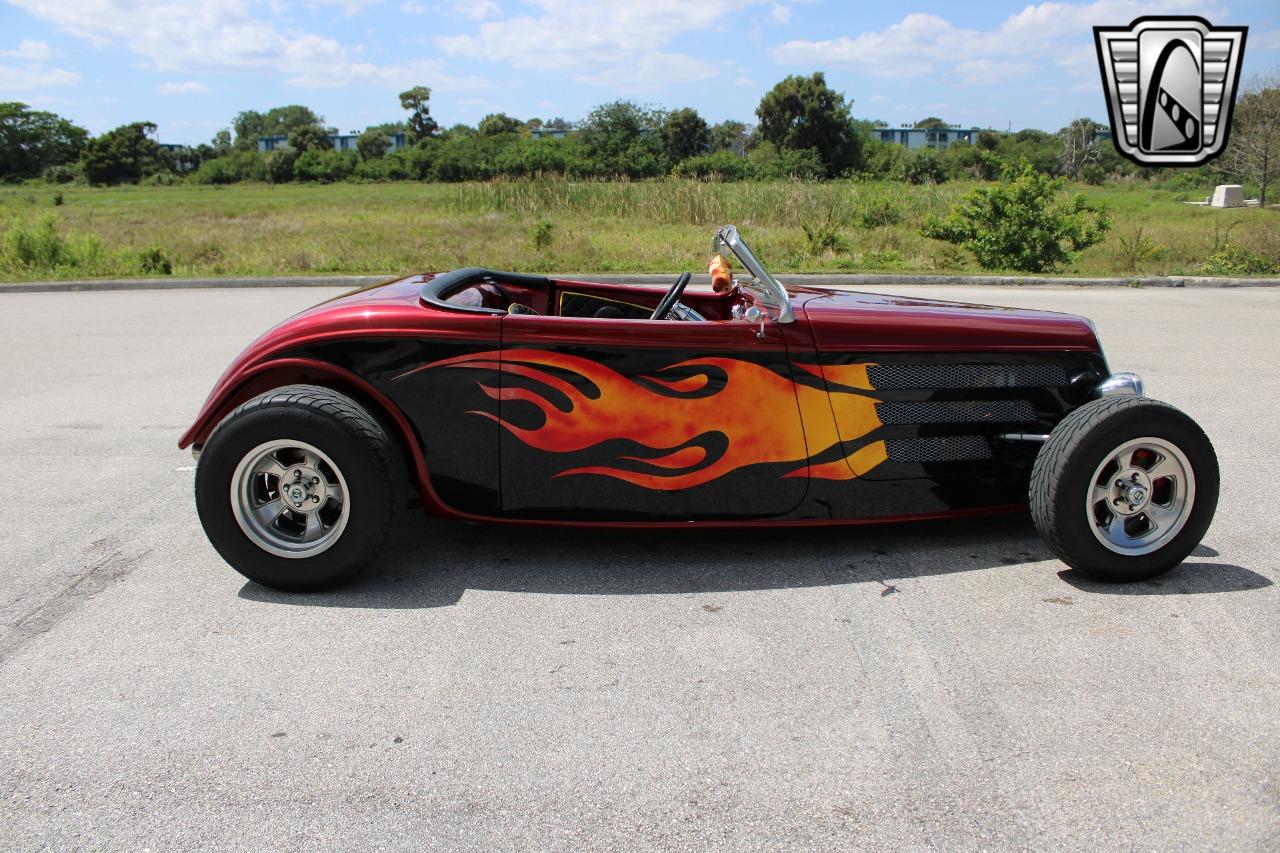 1933 Factory Five Hot Rod