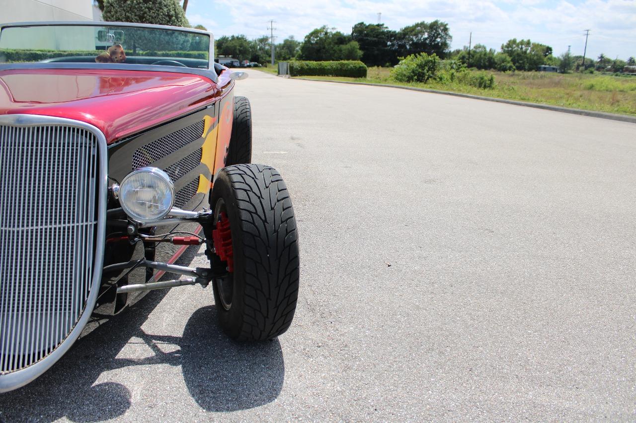 1933 Factory Five Hot Rod