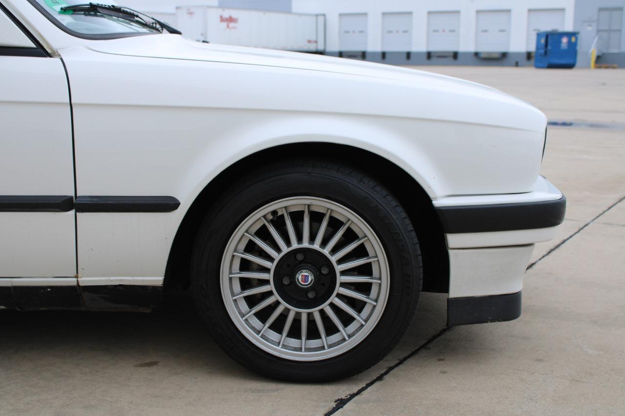 1988 BMW 318i