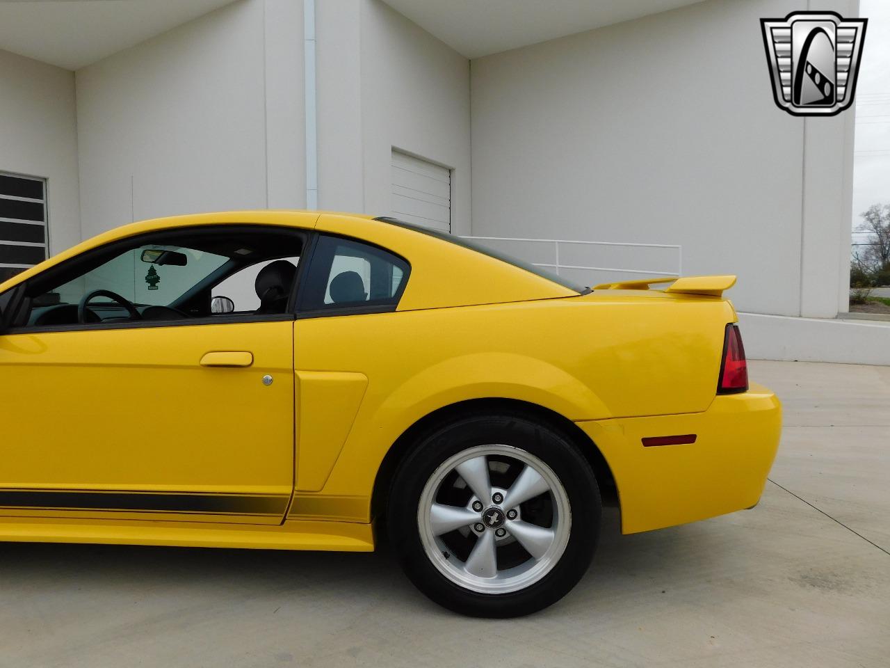 2004 Ford Mustang