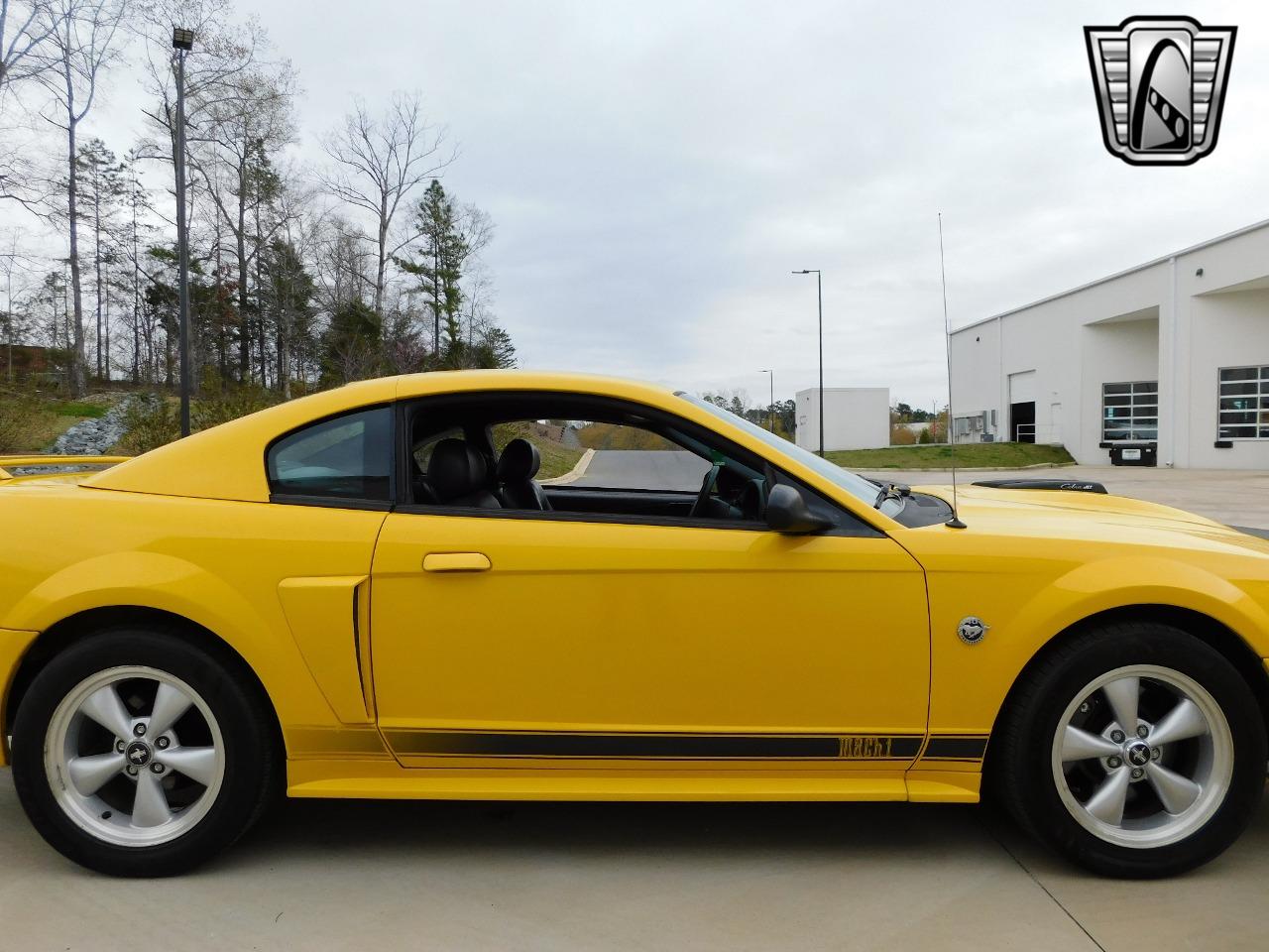 2004 Ford Mustang