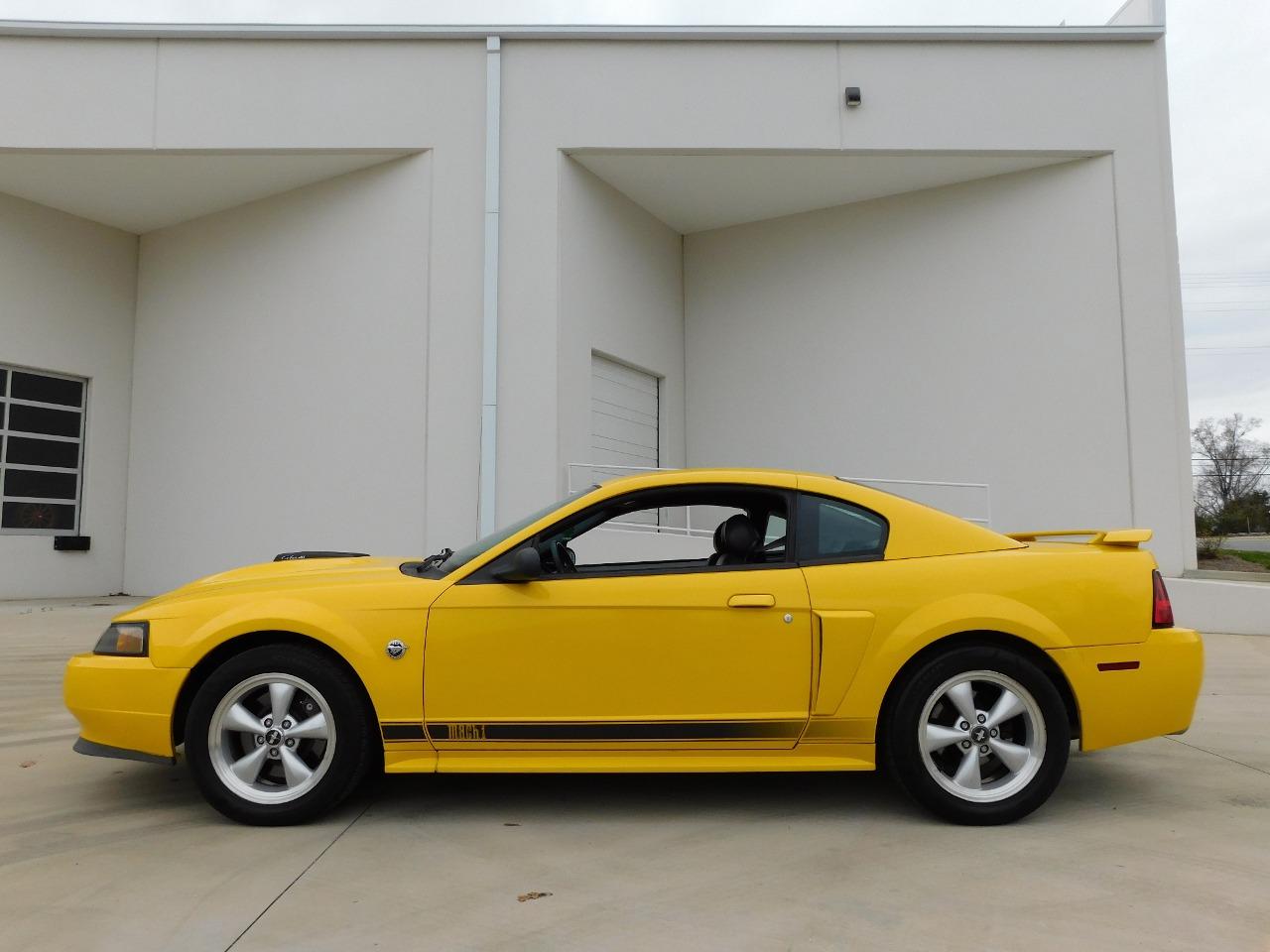 2004 Ford Mustang