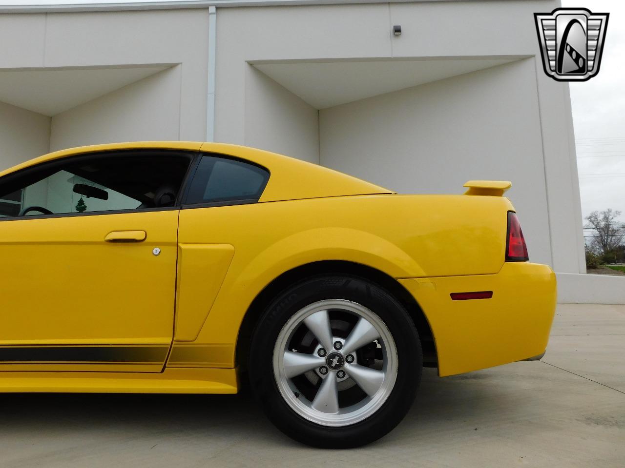 2004 Ford Mustang