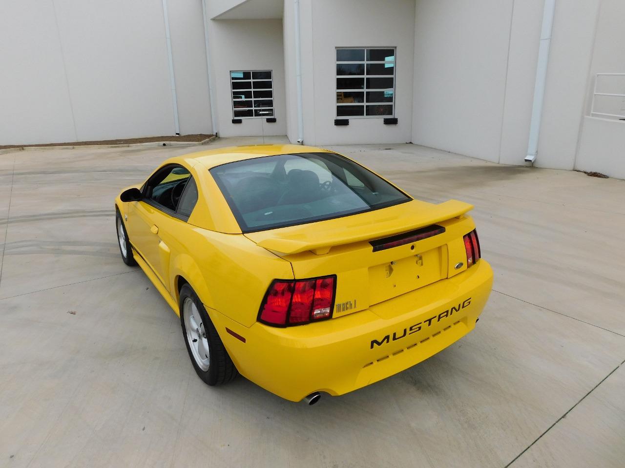 2004 Ford Mustang