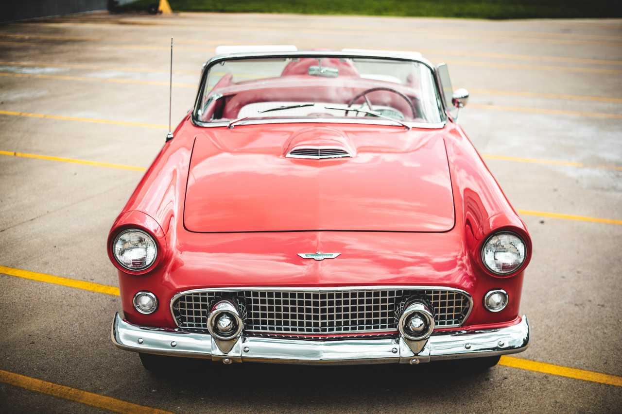 1956 Ford Thunderbird