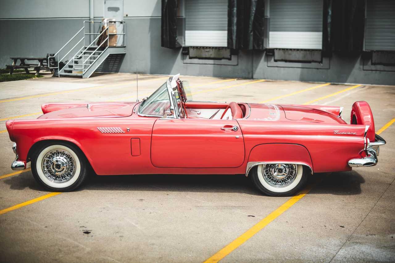 1956 Ford Thunderbird