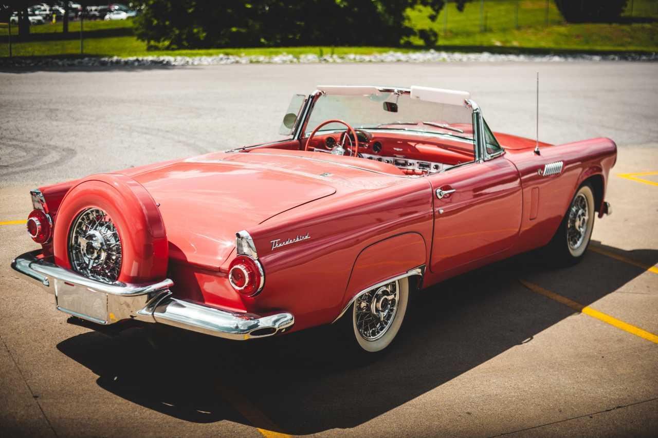 1956 Ford Thunderbird