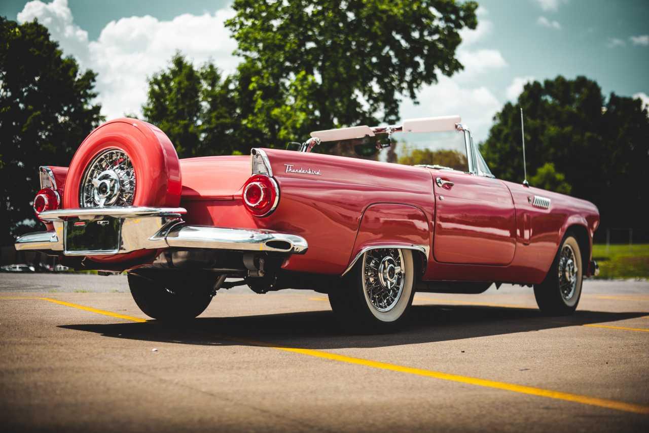 1956 Ford Thunderbird