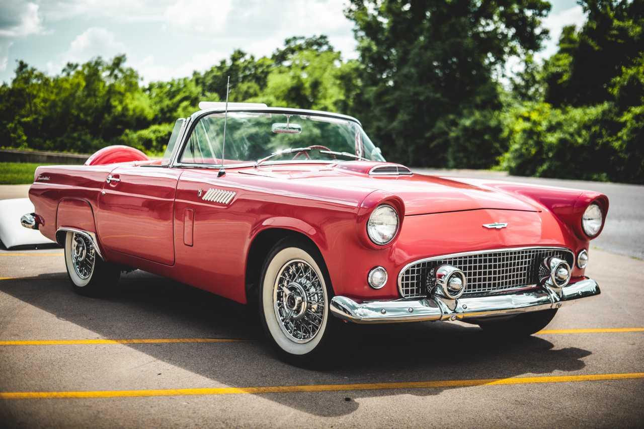 1956 Ford Thunderbird