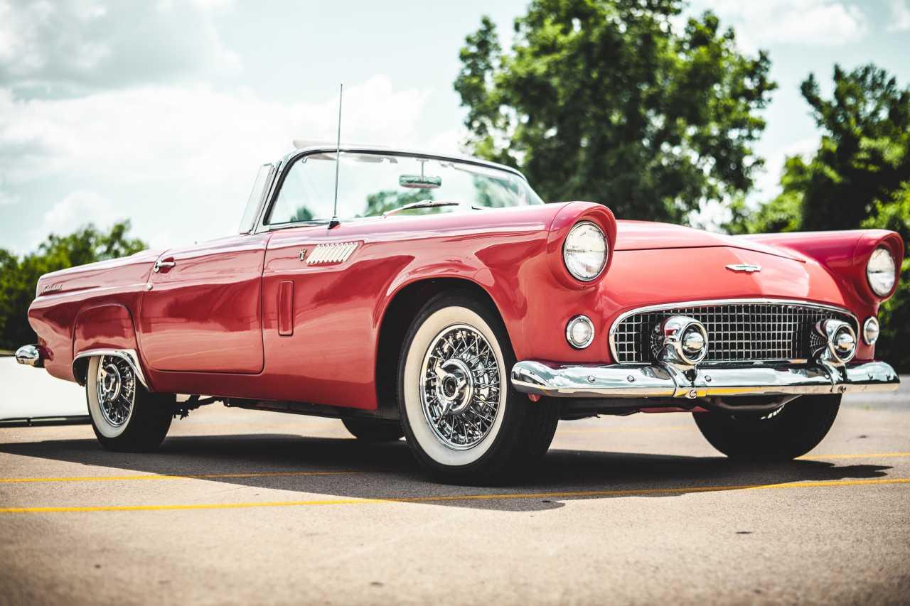 1956 Ford Thunderbird