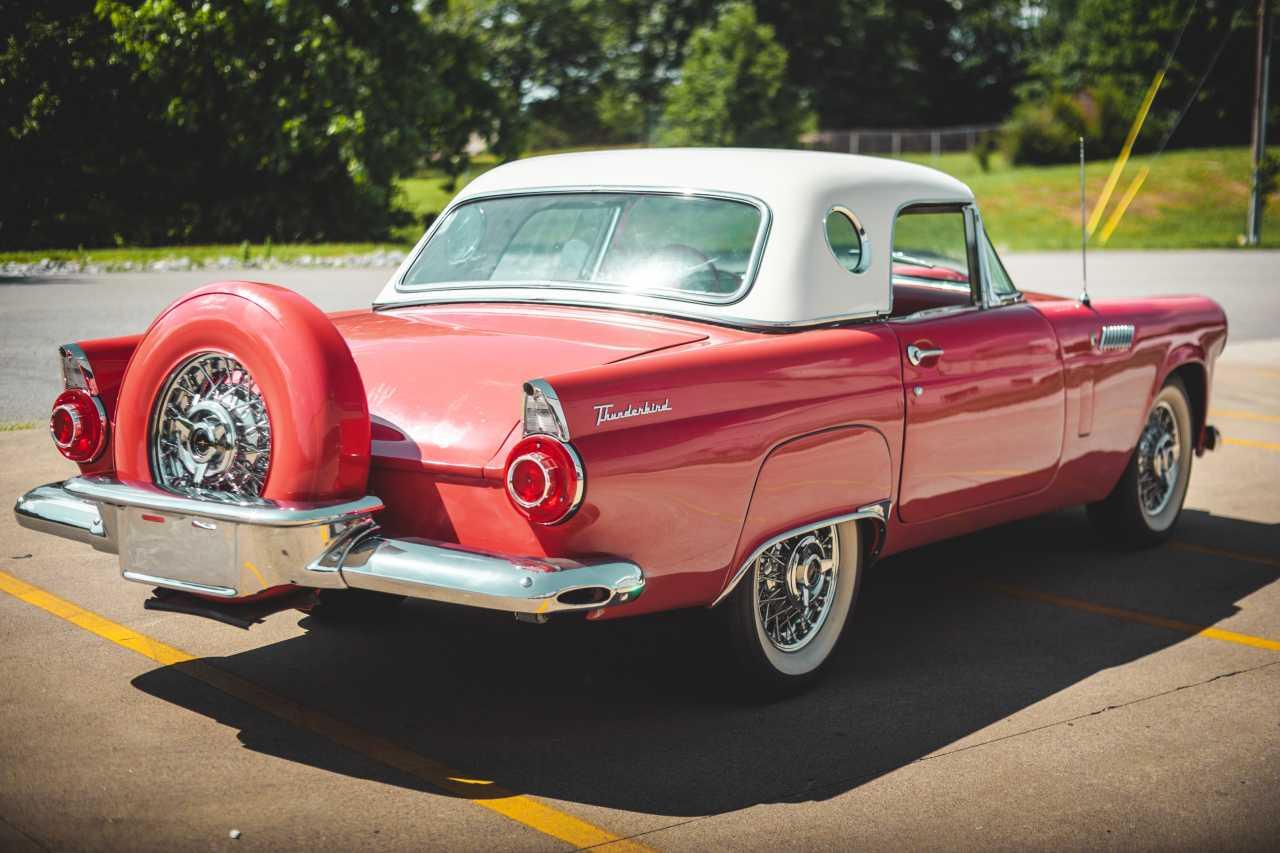 1956 Ford Thunderbird