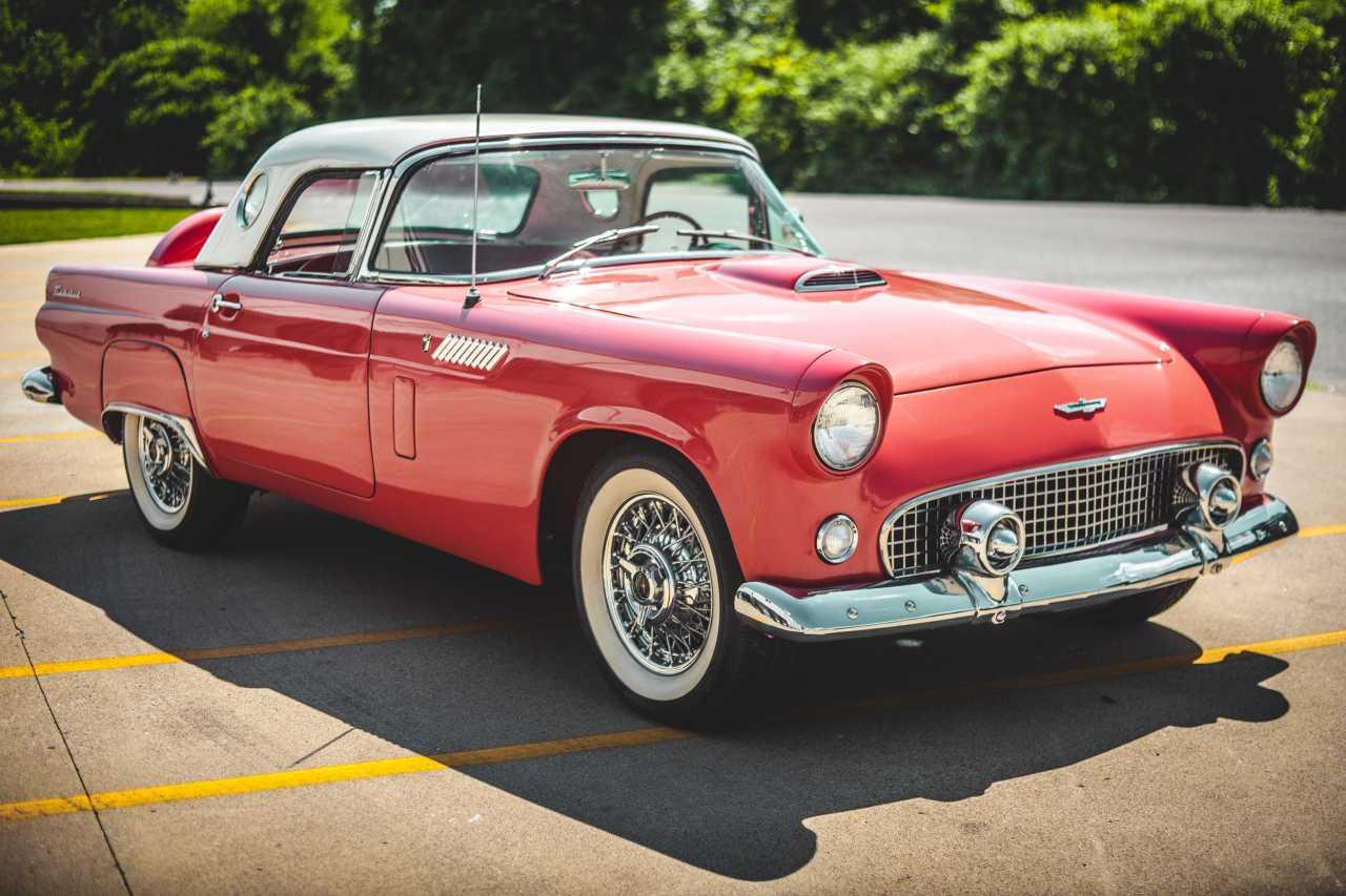 1956 Ford Thunderbird