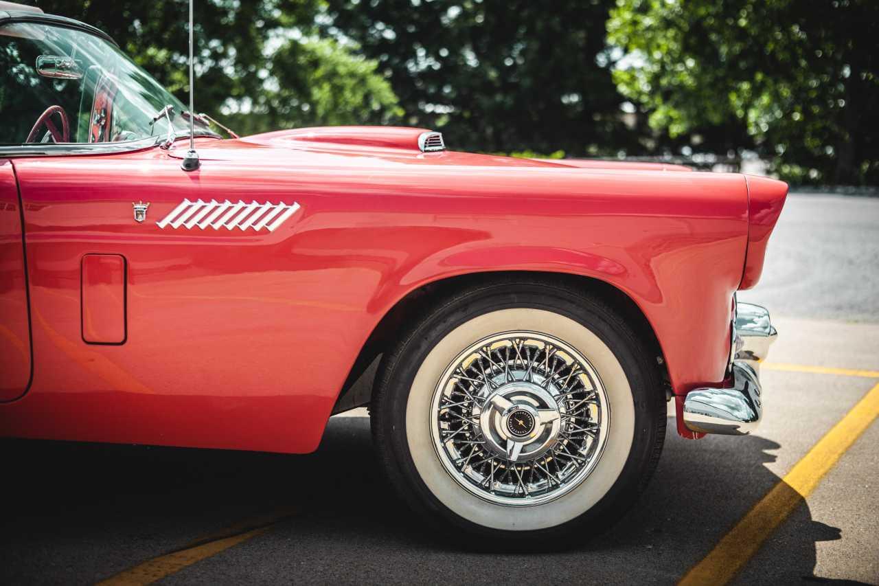 1956 Ford Thunderbird