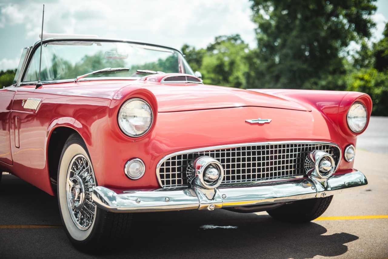 1956 Ford Thunderbird