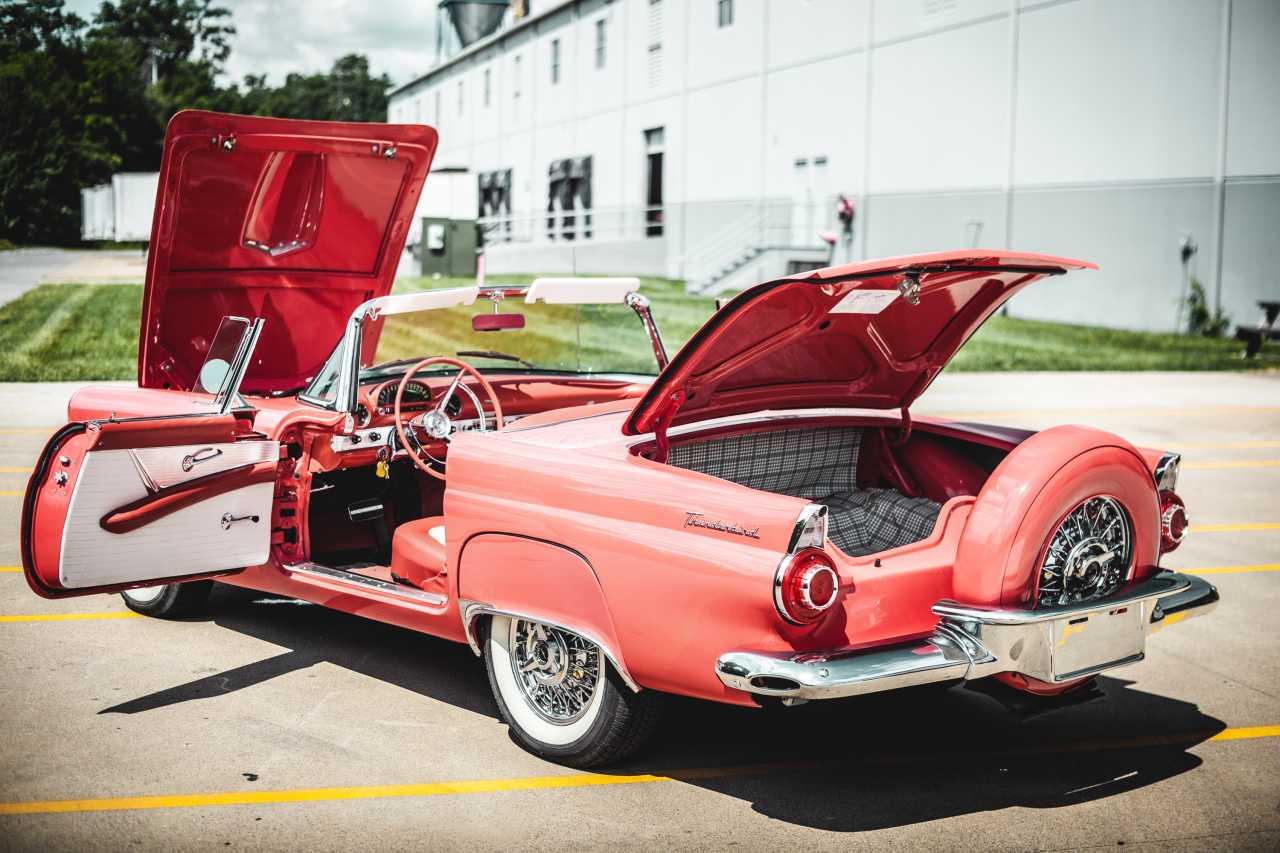 1956 Ford Thunderbird