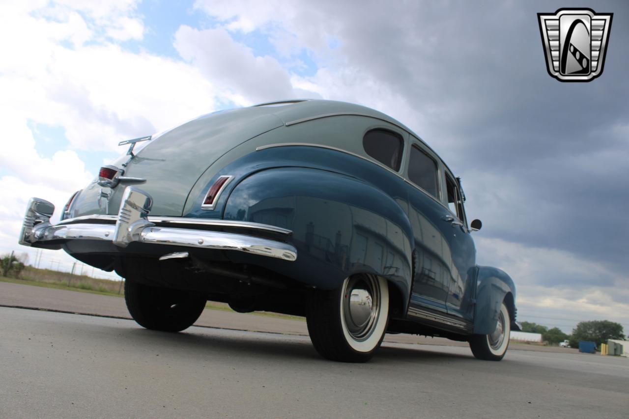 1948 Nash 600