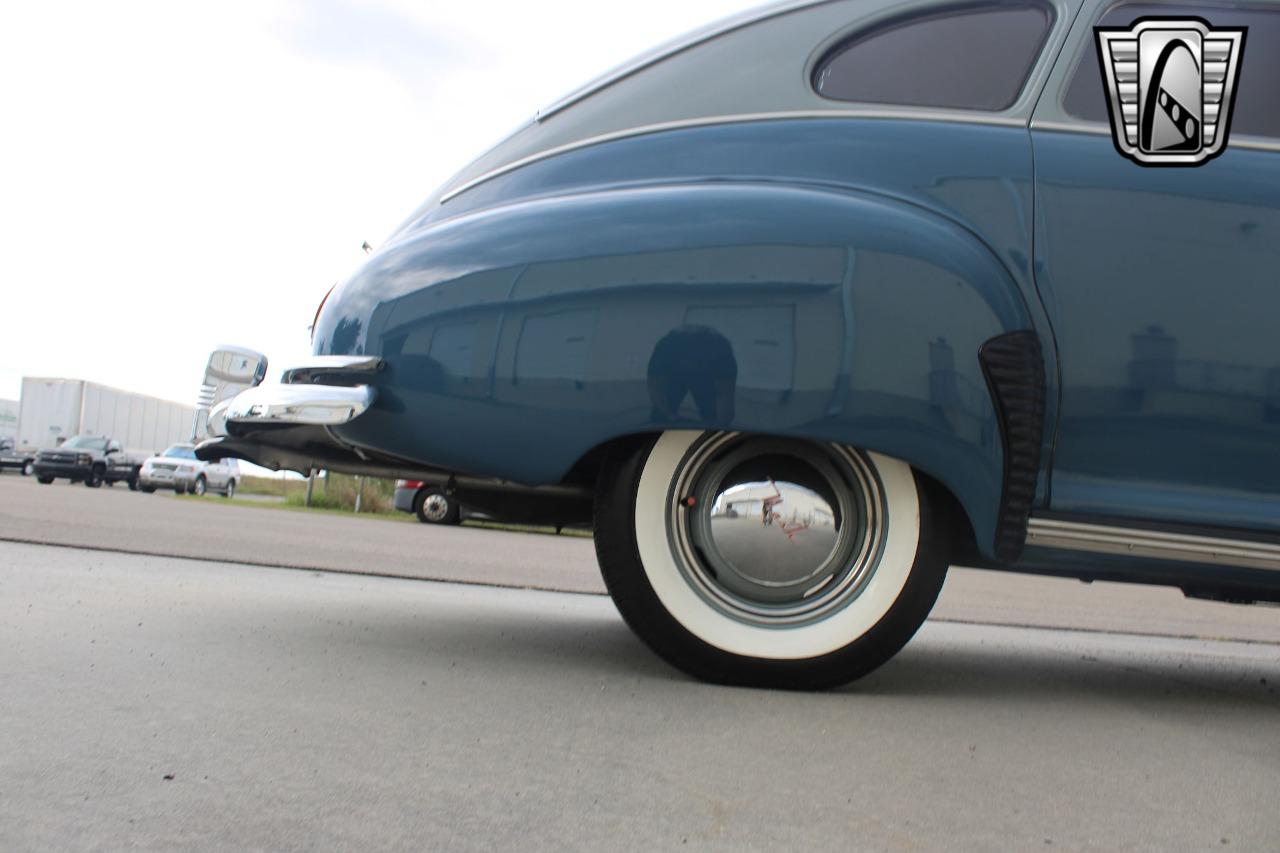 1948 Nash 600