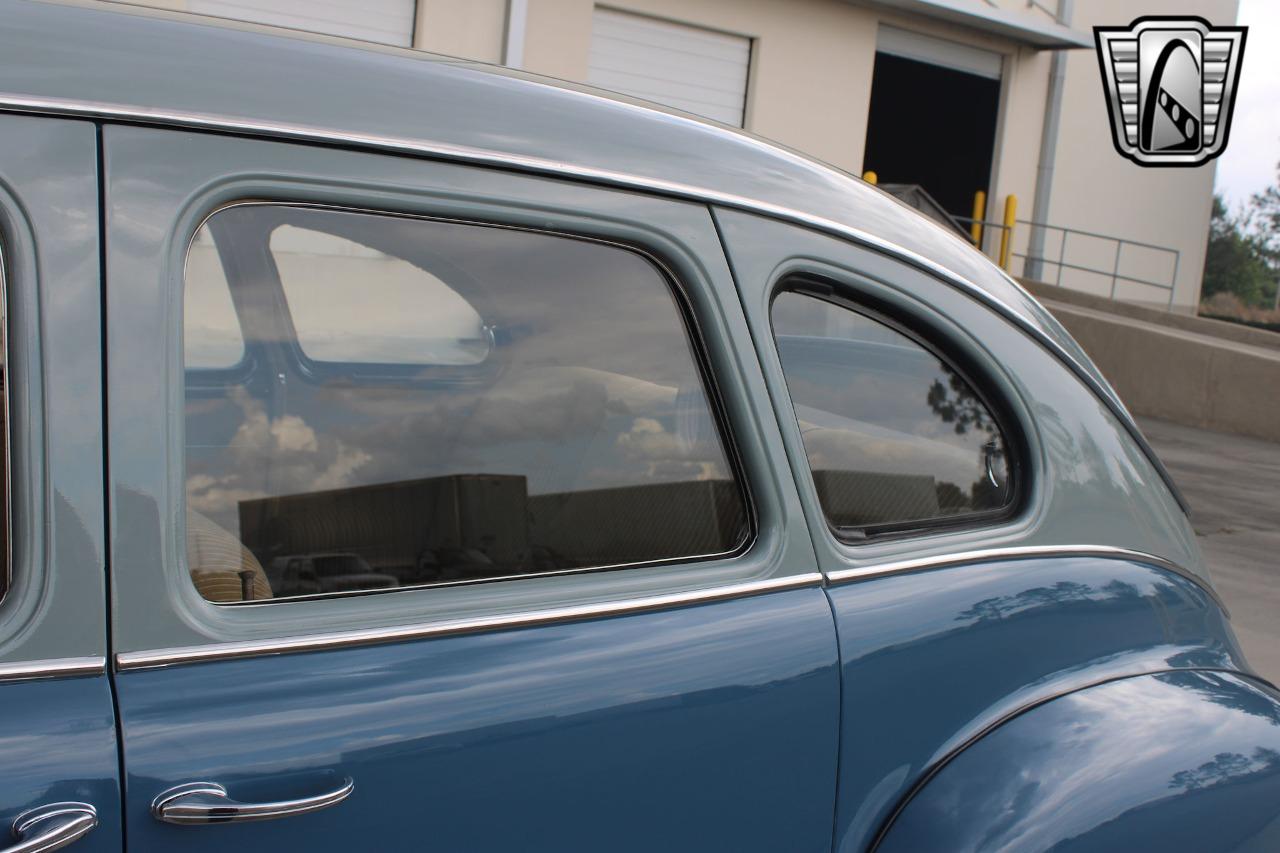 1948 Nash 600