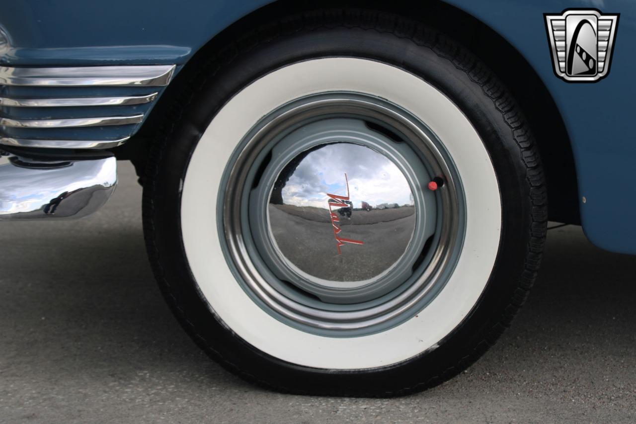 1948 Nash 600