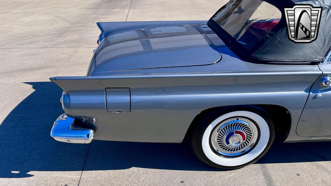 1957 Ford Thunderbird