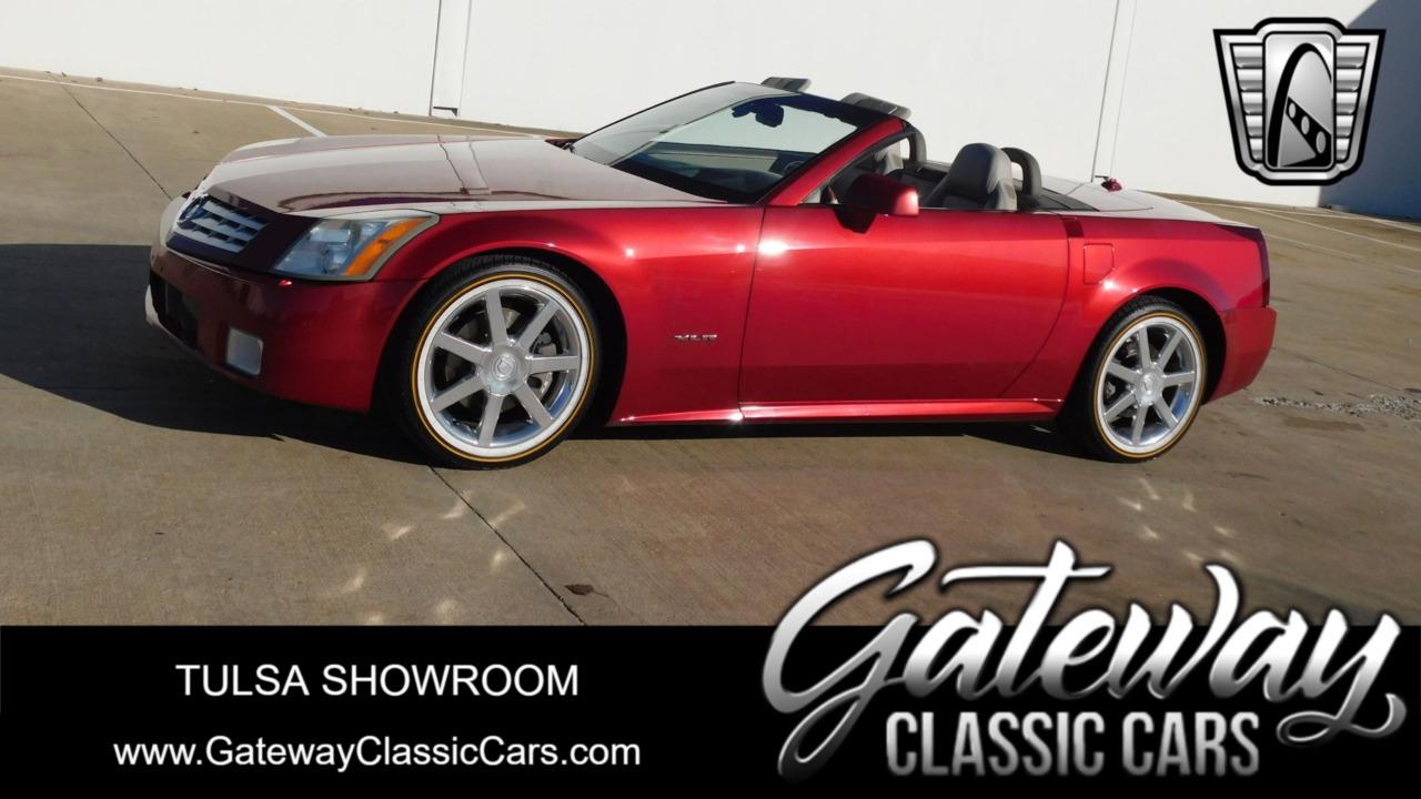 2005 Cadillac XLR