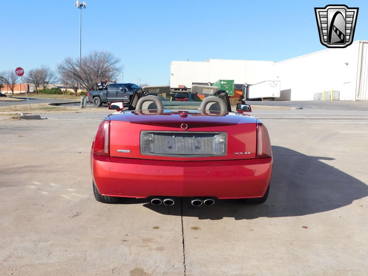 2005 Cadillac XLR