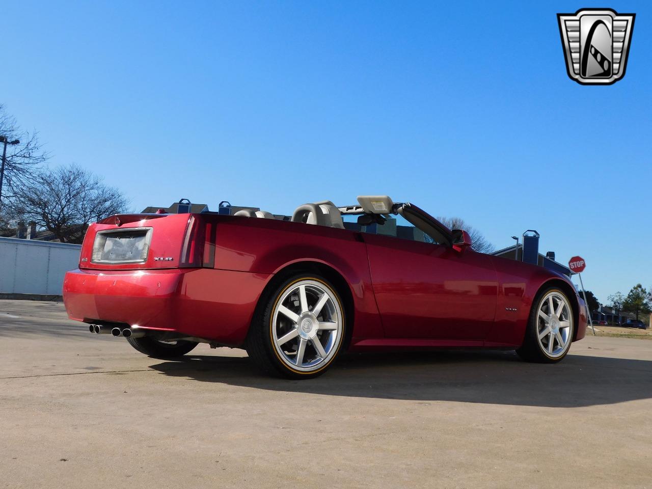 2005 Cadillac XLR