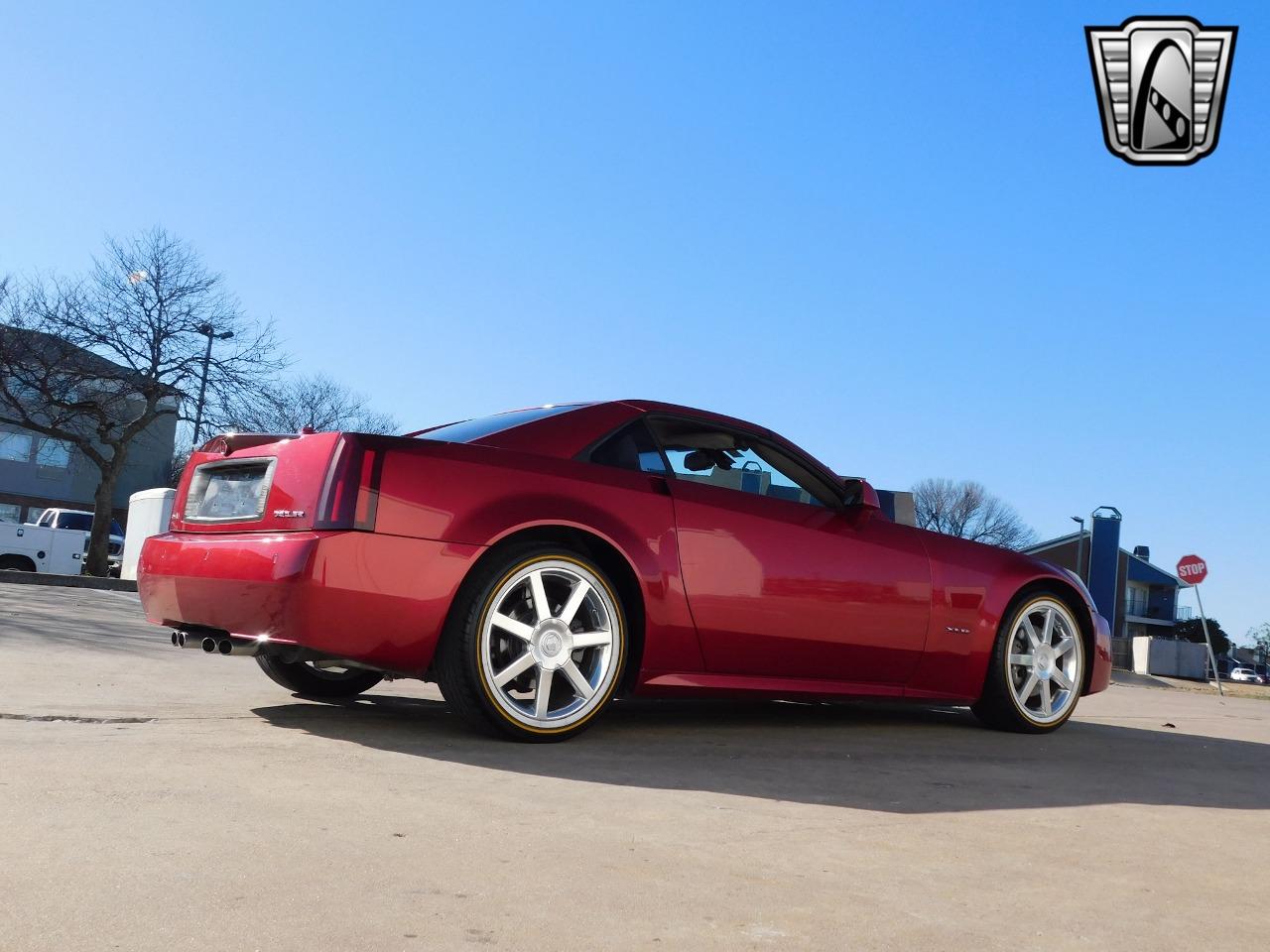 2005 Cadillac XLR