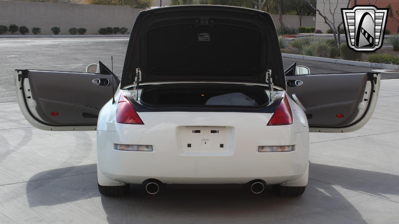 2004 Nissan 350Z