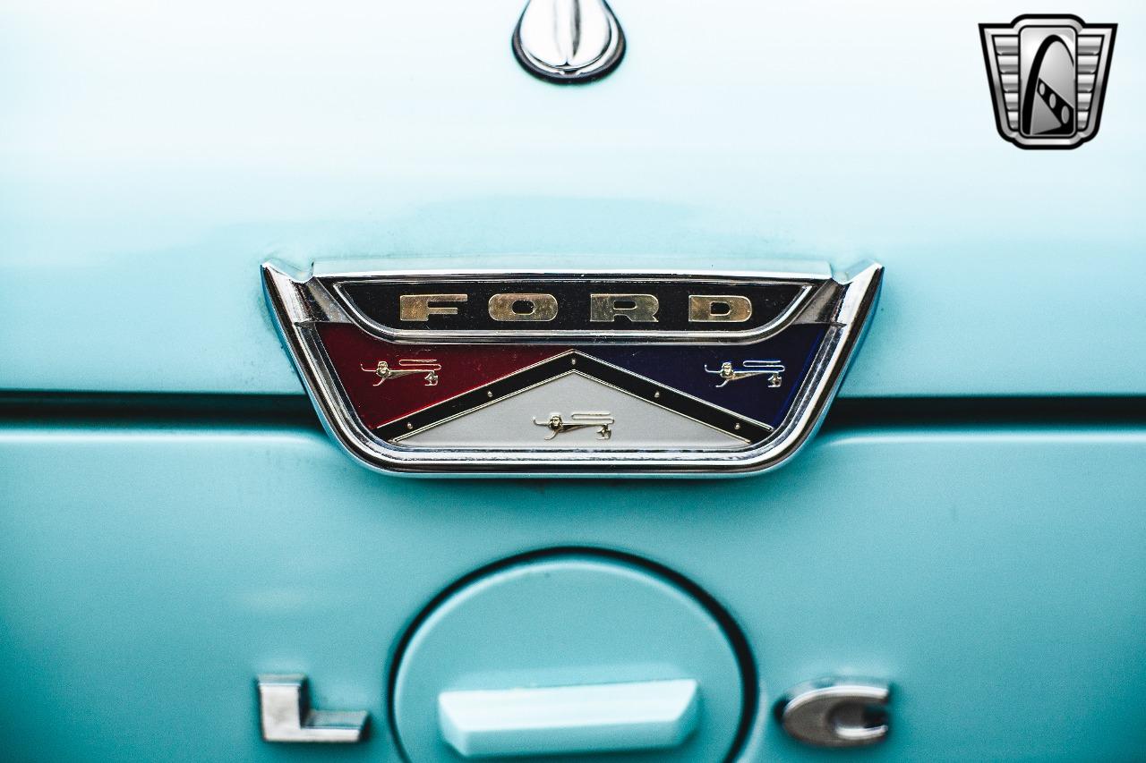 1961 Ford Falcon