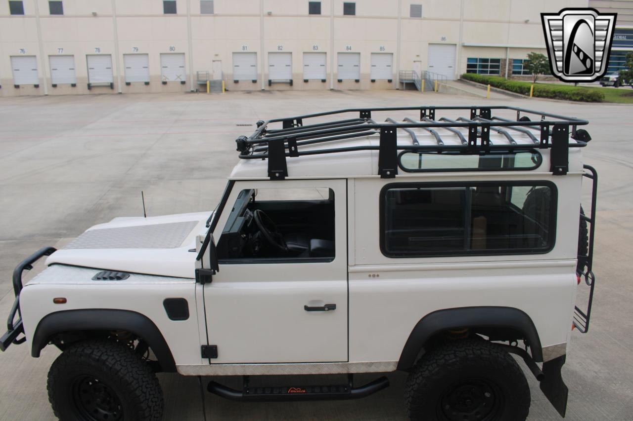 1988 Land Rover Defender