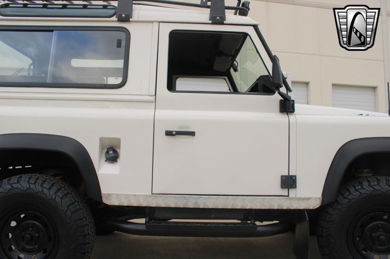 1988 Land Rover Defender