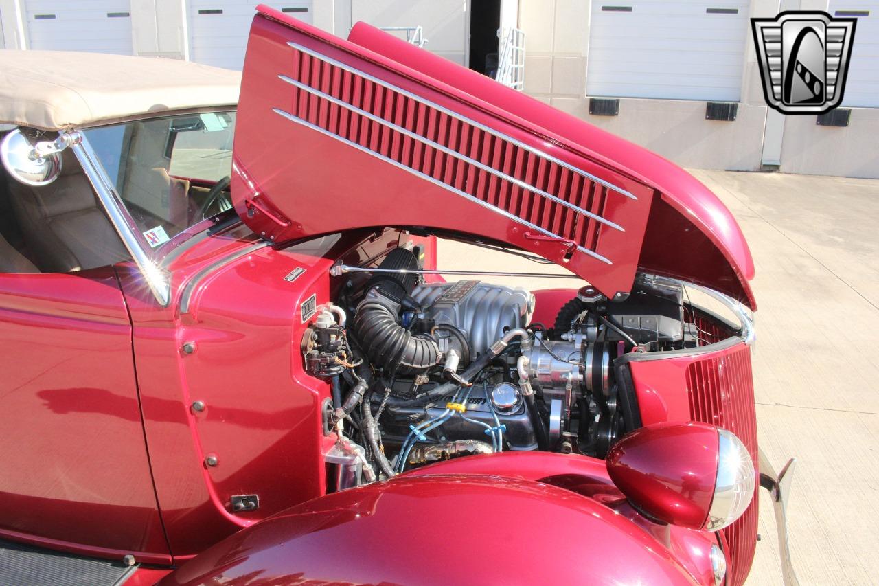 1936 Ford Cabriolet