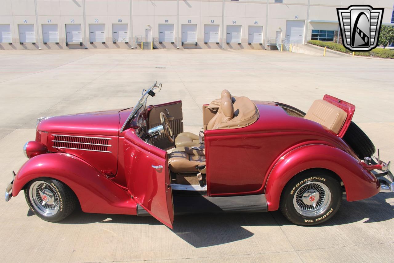 1936 Ford Cabriolet